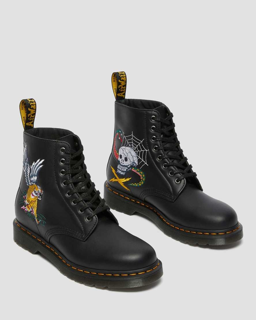 Dr Martens 1460 Souvenir Embroidered Leder Schnürstiefel Damen Schwarz | BSR-210379