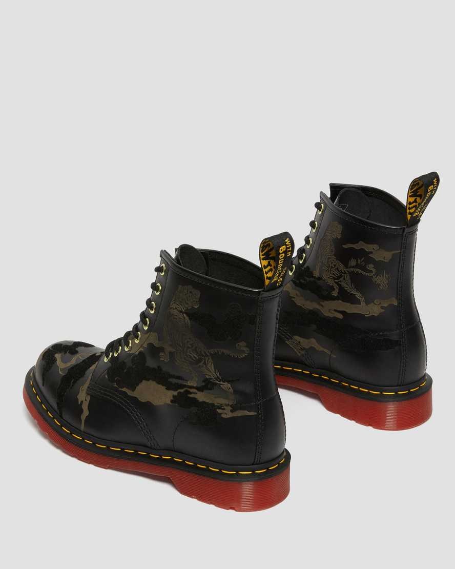 Dr Martens 1460 Year of The Tiger Leder Stiefeletten Herren Schwarz | GSE-379206